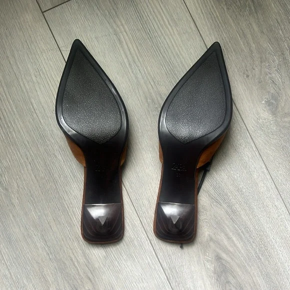 Elegant Brown Women's Mules - Picture 7 of 8